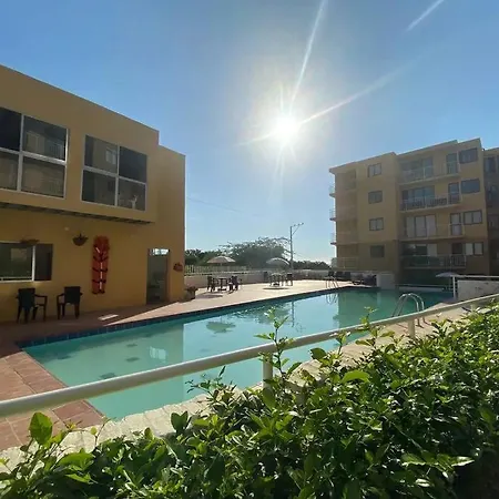 The Refuge#2 Lovely 2 Br-Apt Pool & Good Vibes